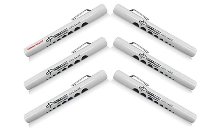 Disposable Diagnostic Penlight With Pupil Gauge - 1/2